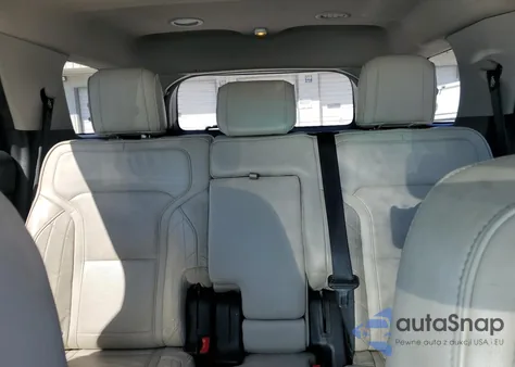 2016 Ford Explorer Platinum z USA, uszkodzony, nr VIN 1FM5K8HT1GGA53316